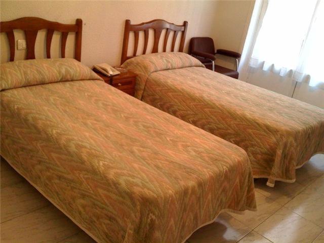 Hostal Excelsior Madrid Luaran gambar